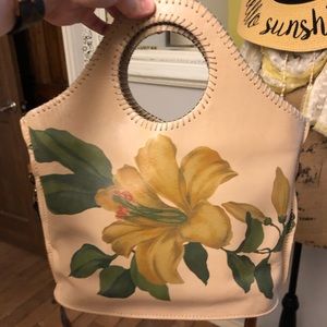 Beautiful leather Patricia Nash purse